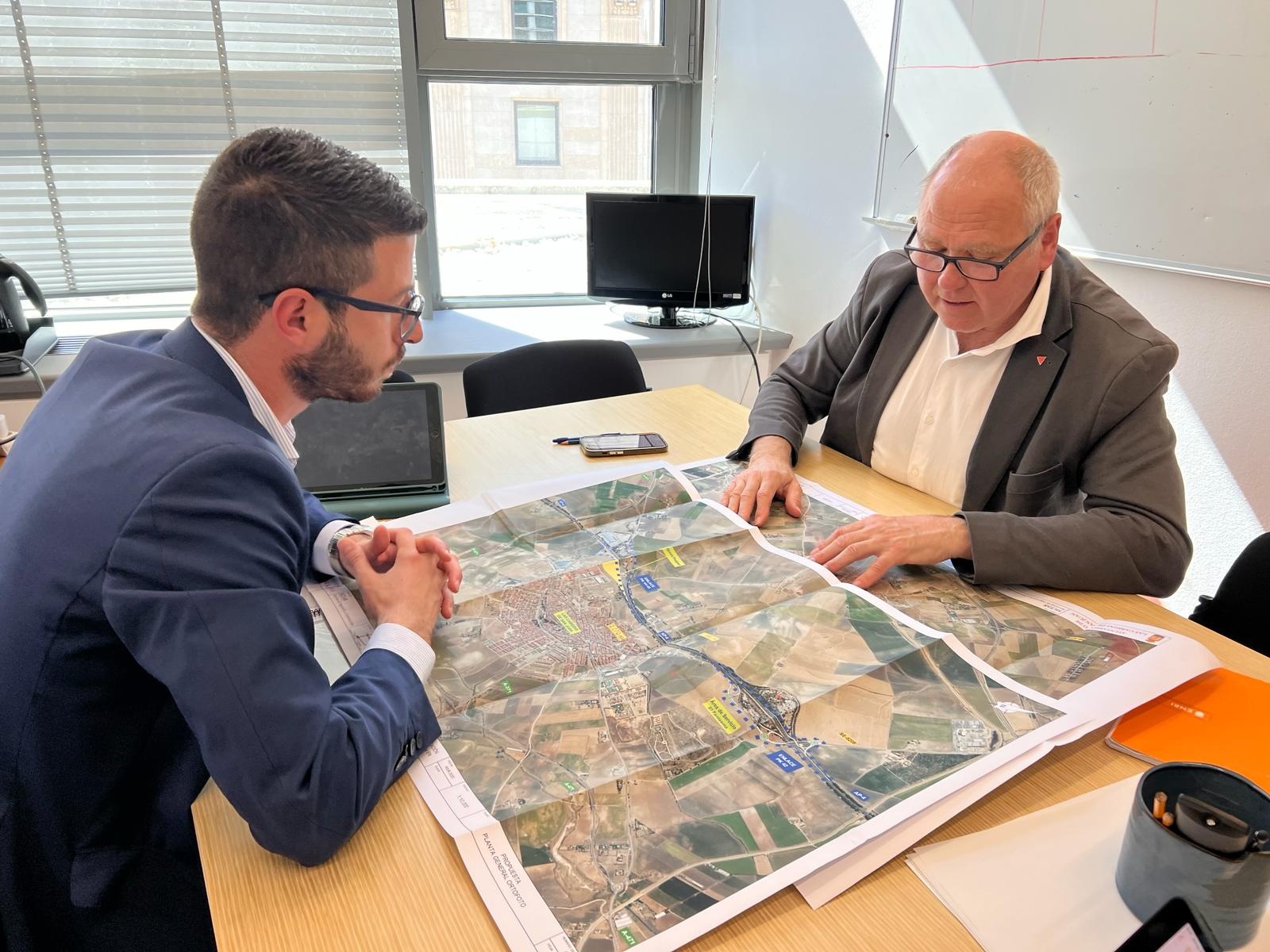 Reunion mejoras en AP4 y Cercanías