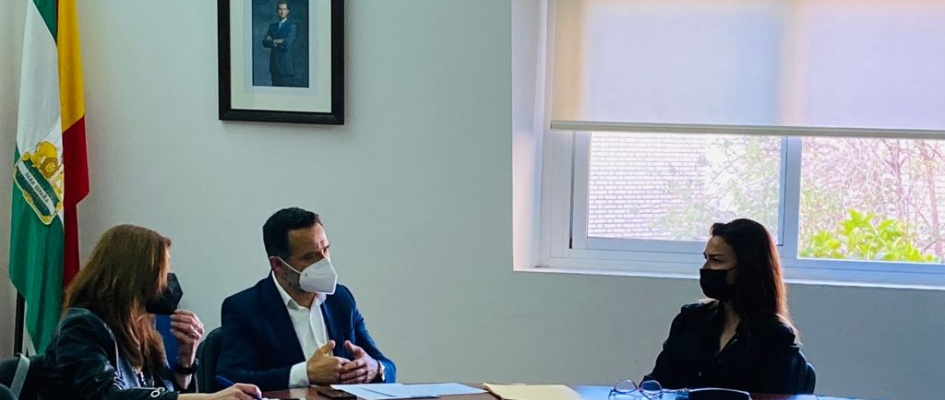 Vacunación masiva. Reunión